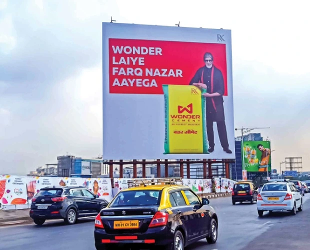 Hoarding OOH 5