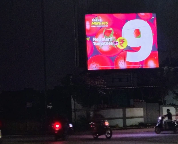 Hoarding OOH
